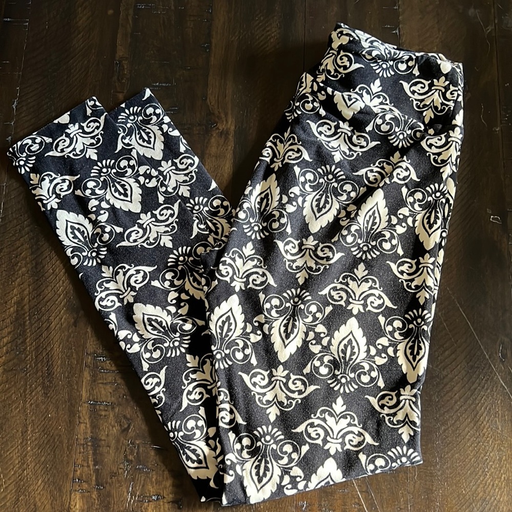 Lularoroe leggings